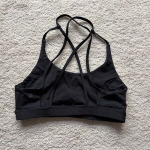 New-Elegant Black Strappy Sports Bra